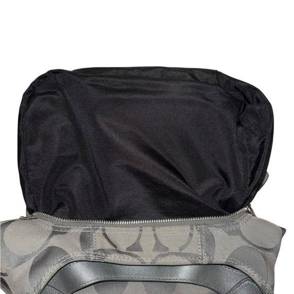 Coach Soho Gray Signature Hobo Bag - Picture 3 of 10